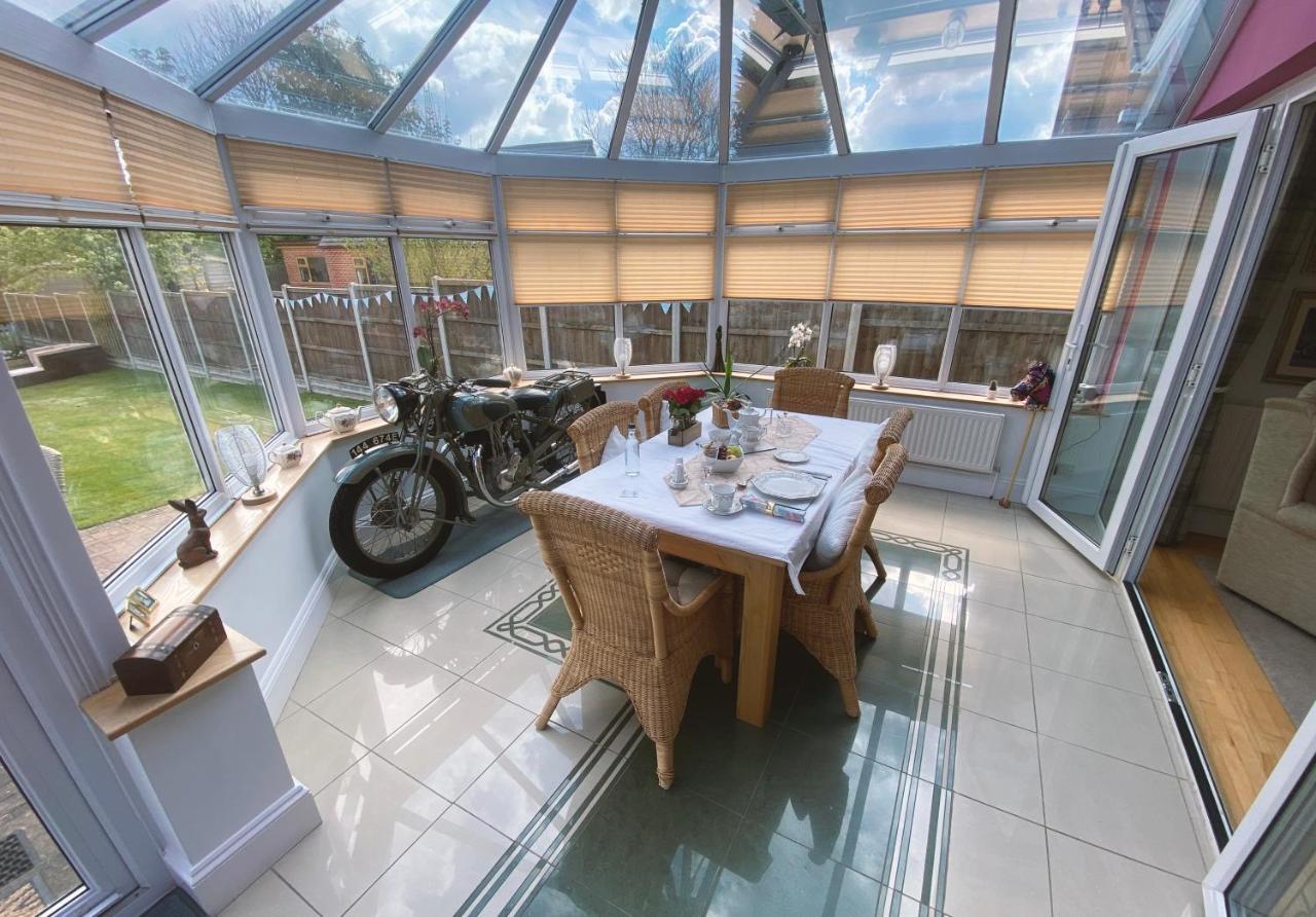 Keppel Gate B&B - Silver Birch Ensuite Room Overseal エクステリア 写真